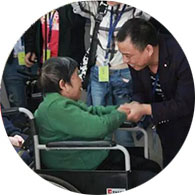 91茄子成品短视频入口志愿者看望敬老院老人