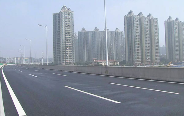 湘江电线电缆助力万家丽高架桥建设