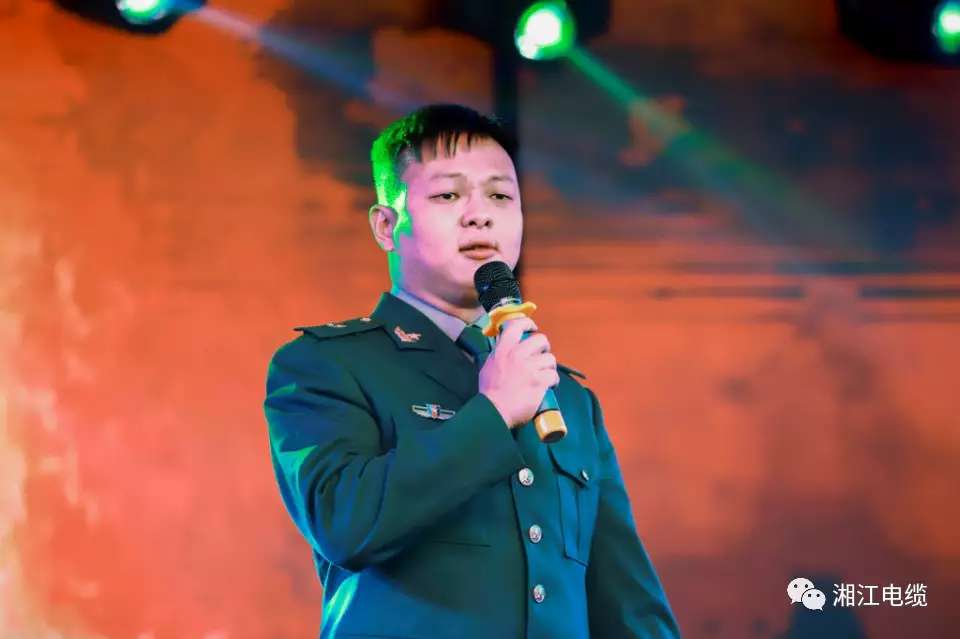 91茄子成品短视频入口2019经销商会议暨迎新年会盛大举行