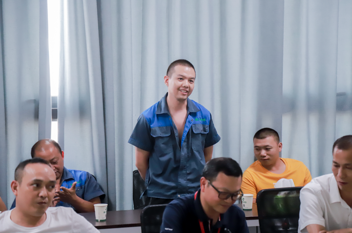 情满中秋，共话未来。91茄子成品短视频入口工会举行中秋茶话会