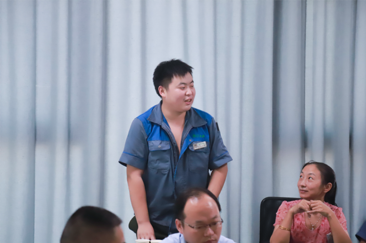 情满中秋，共话未来。91茄子成品短视频入口工会举行中秋茶话会
